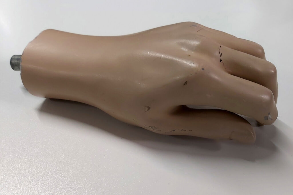 Hand